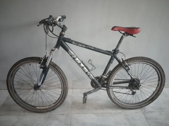 Bicicleta GT alumínio Aro 26