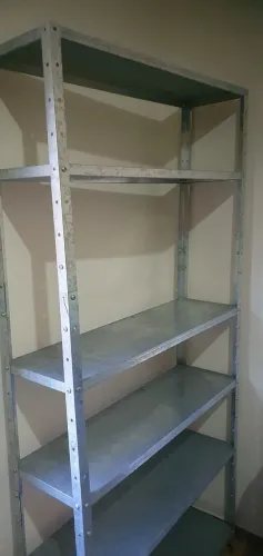 Prateleira de aço