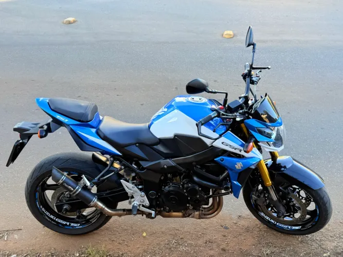 GSR 750 ZA