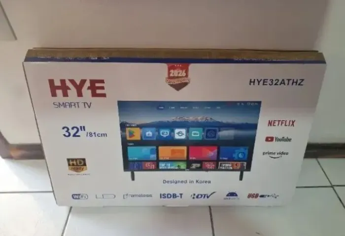 Tv 32" Hye nova na caixa