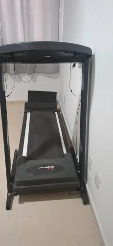 Vendo um esteira 