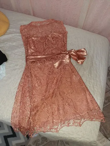 Vestido usado apenas 1 vez muito lindo