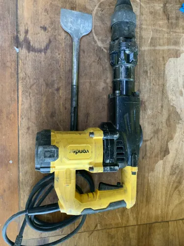 Martelo Rompedor 1300 watts 15 joules 220volts