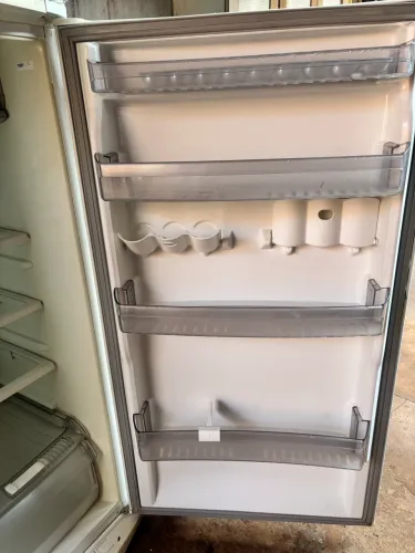 Geladeira Brastemp 440L
