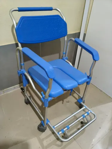 Cadeira de banho para idosos