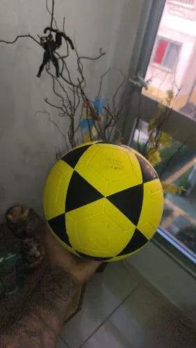 Bola Mikasa usada 