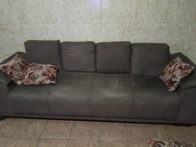 Sofá usado de 4 e 3 lugares