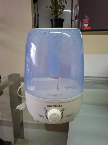 Umidificador Britânia 4,8L BUD04B Desligamento Automático - Bivolt