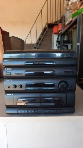 Aparelho Sony System 3x1 Lbt-37w com defeito no motor do prato e dobradiças da tampa
