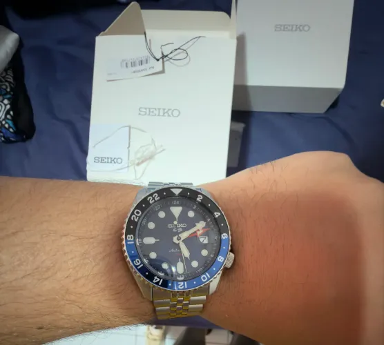 Relógio Seiko batman gmt