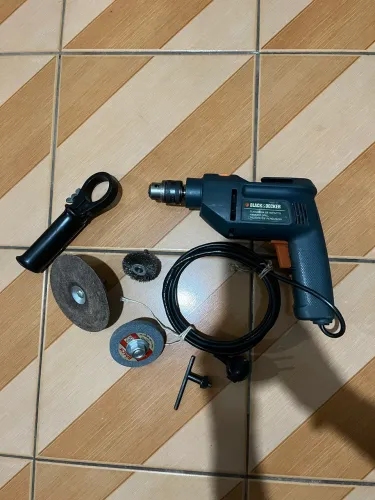 Furadeira black & decker 