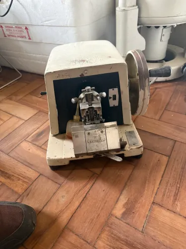 Microtomo