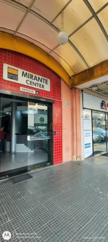 Sala Comercial à Venda em Jardim Infante Dom Henrique Bauru/SP Oportunidade Única: Sala