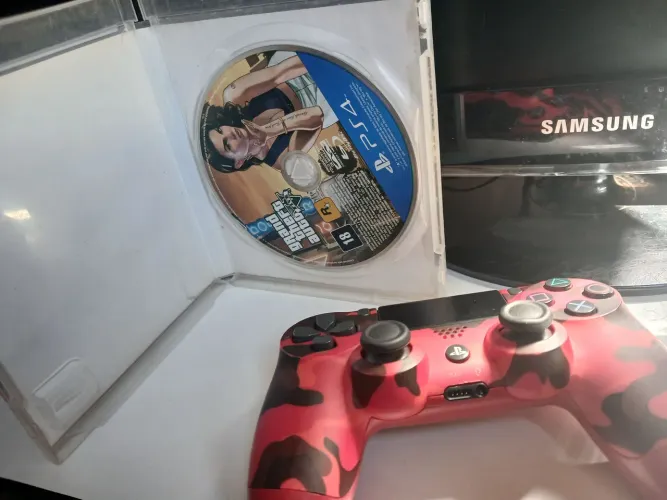 1 Controle de ps4 e GTA V