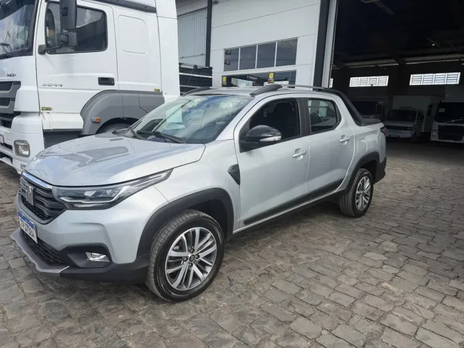 Fiat Strada Volcano 1.3 Flex 8V CD 2025