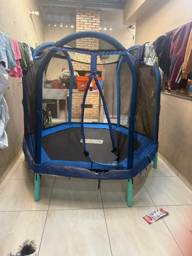 Cama elástica pula pula