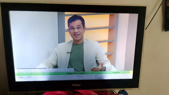 Tv Philco com conversor digital 