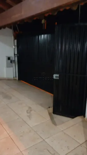 Casa Padrão | 3 Quartos (1 Suíte) |Excelente Localização
