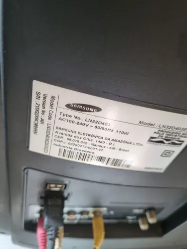 TV 32" marca samsung analógica 
