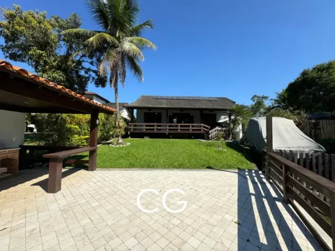 Excelente casa de canal no Bracuhy com 848 m2 terreno