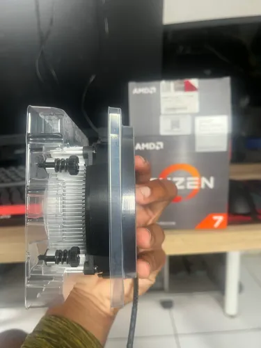 Cooler Box AMD Wraith Stealth (Novo / Nunca Usado) - AM4 / AM5