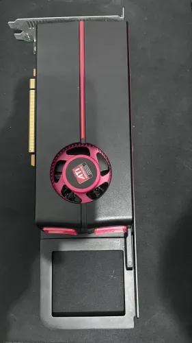 Placa de Vídeo ATI Radeon (Antiga / Colecionador / Retro Gaming)