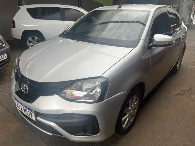 Toyota Etios X Plus Sedan 1.5 Flex 16V 4P Aut. 2020