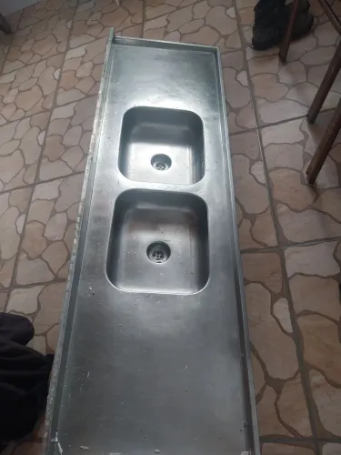 Pia com 2 cubas para restaurante ou cozinha