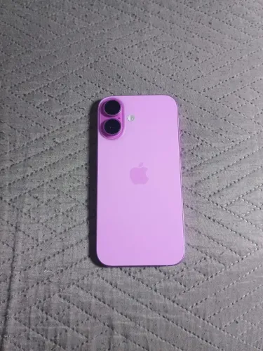 iPhone 16