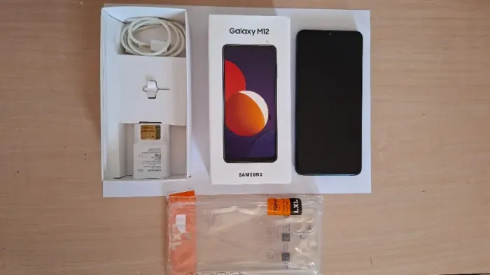 Smartphone Samsung Galaxy M12 64gb Cor Preto (Usado)