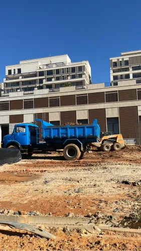 Terraplanagem e serviços em geral 