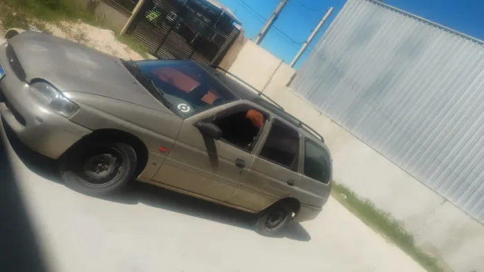 Ford Escort S.W GL 1.8i 16V 2000