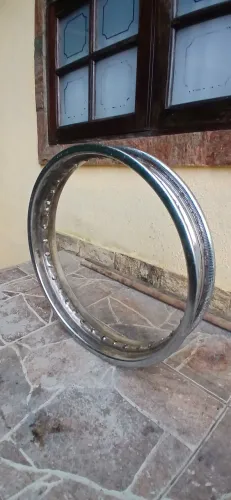 Aro traseiro 17x2.15 HM