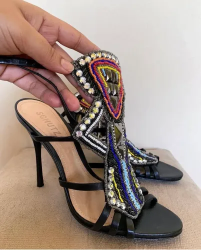 Sandália de salto alto multicolor - Schutz