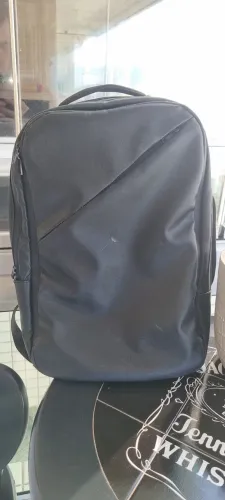 Mochila original da Reserva de couro, office, com compartimento para carregar notebook.