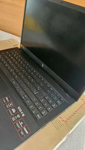 Notebook nitro v15