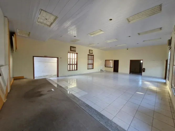 Ponto Comercial para Venda em Iguaba Grande, Pq dos Pinheiros, 1 dormitório, 2 banheiros