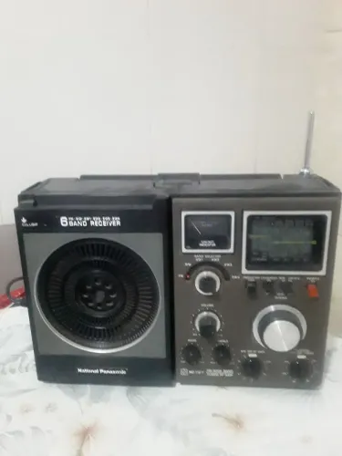 Rádio Antigo Panassonic. 