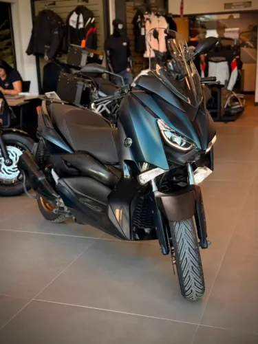 Yamaha XMax 250 ABS - 2023 / COM APENAS 27.883km RODADOS