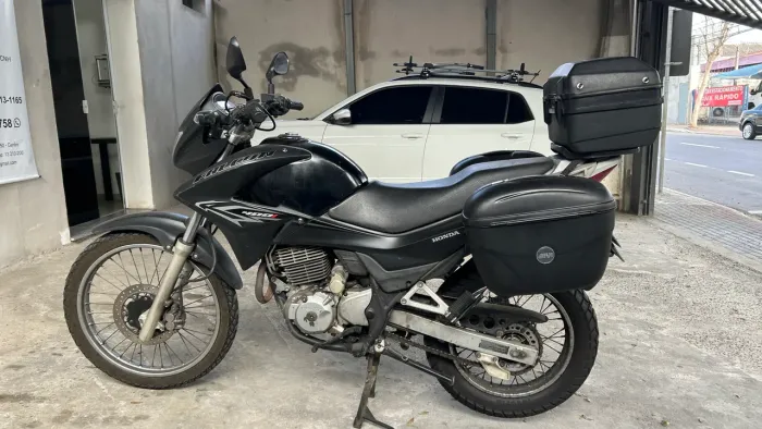 Falcon 400I 2013
