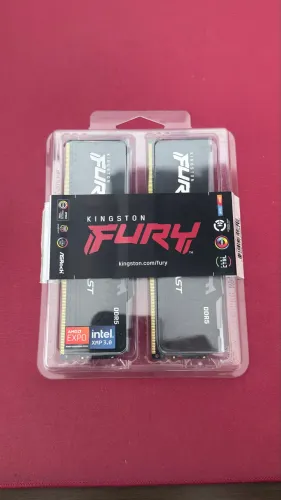 Memória RAM DDR5 16GB (2x8GB) 6000MHz CL30 Kingston FURY Beast RGB (Na Caixa)