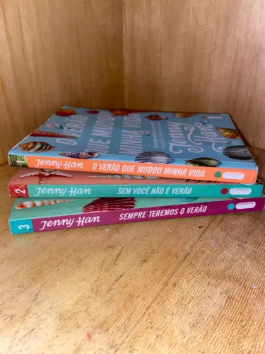 Livros ( trilogia do verão que mudou minha vida )
