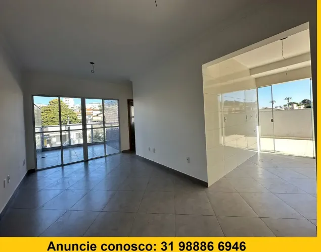 MARAVILHOSA ÁREA PRIVATIVA 2qts 1suite 2 vagas elevador no Bairro SANTA MÔNICA em BHte MG.