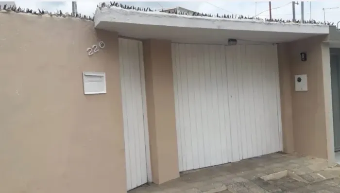 ¨ Casa a venda em Afogados 235.000,00