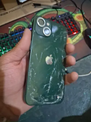 Iphone 13 com defeito na placa