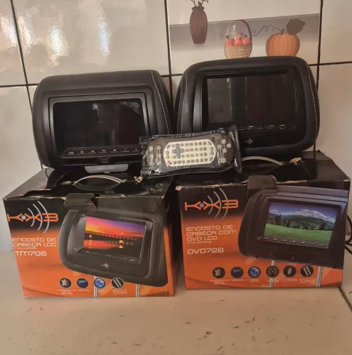 Encosto de cabeça universal com DVD escravo, tela de 7 polegadas os dois (par).