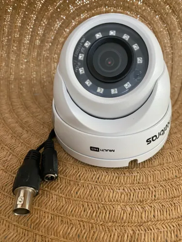 Câmeras Intelbras Monit. e Segur. Mod. VHD 3220 D - G4 em Excelente Estado 