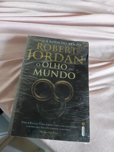 Livro a roda do tempo o olho do mundo