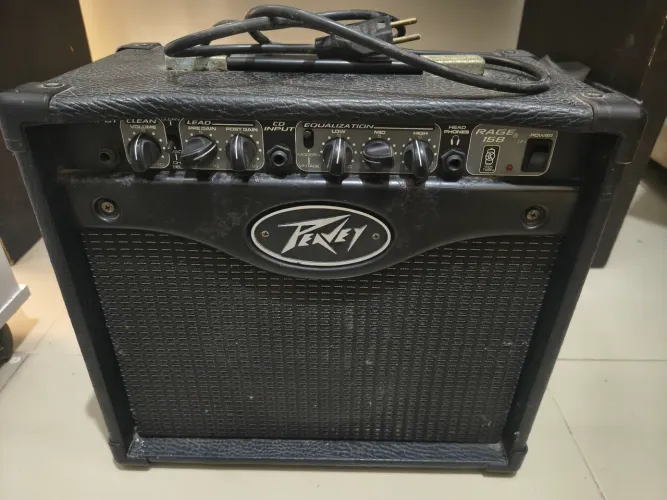 Amplificador Peavey Rage 150