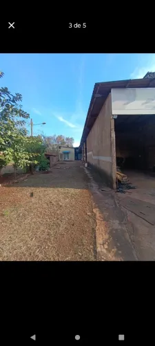 ALUGA-SE BARRACÃO COM CASA ? Distrito Industrial II - Ourinhos/SP  Imóvel ideal para empr
